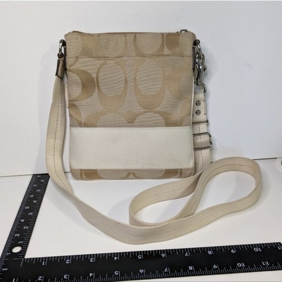 Coach Crossbody Bag Swingpack Purse - Picture 2 of 4